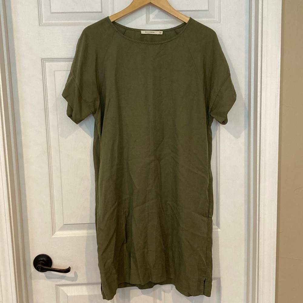 Ellison olive green linen blend T-shirt pocket dress size large